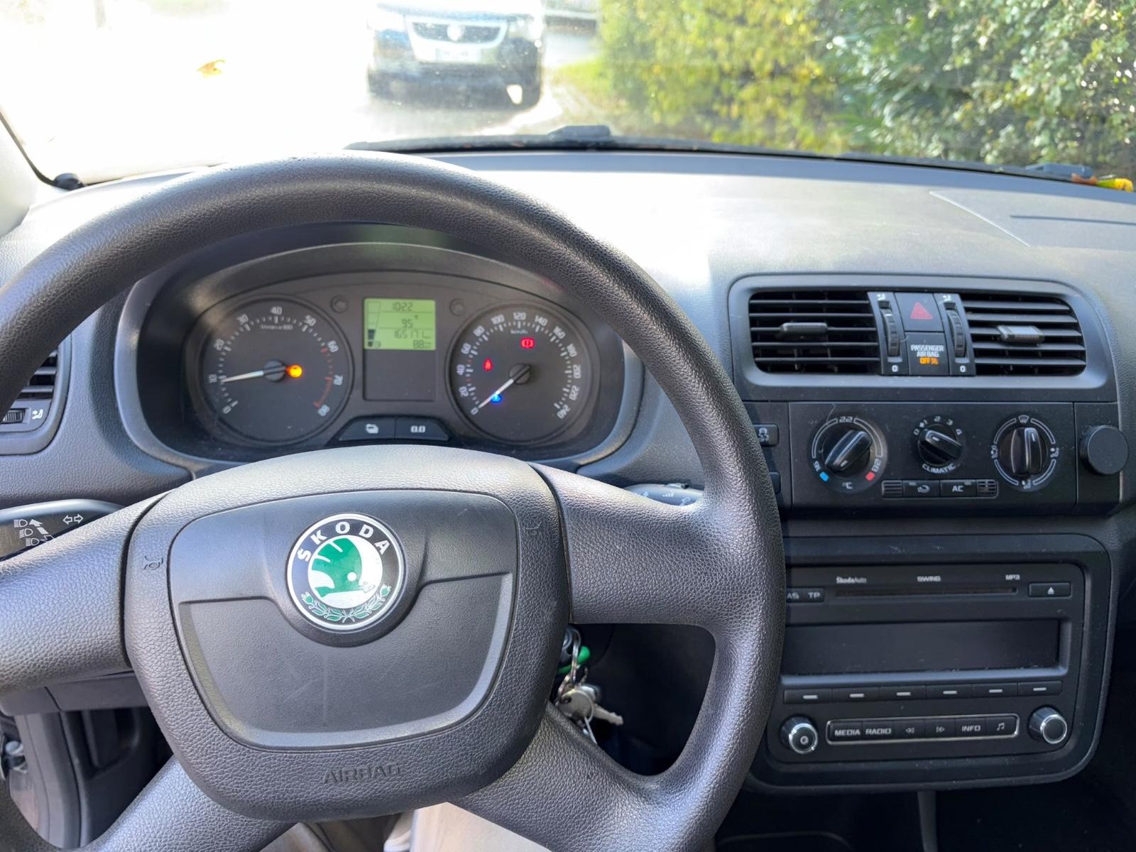 Skoda Fabia 2010 — photo 5