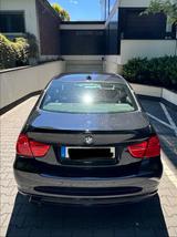 BMW 320 d *NAVI- PROF*STANDHEIZUNG*XENON*KEYLESS - gebrauchte BMW 320 aus dem Jahr 2011
