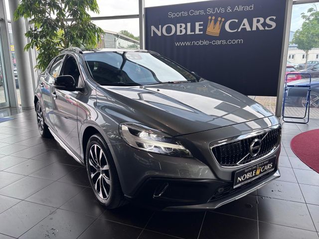 Volvo V40 Cross Country Plus PANO ACC BLIS LED