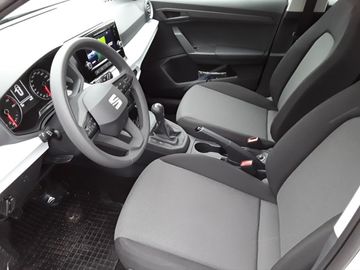 Fahrzeugabbildung SEAT Arona Reference TSI Klima Full Link Sitzheizung
