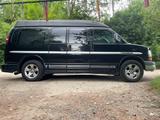 Chevrolet Express starcraft Van Allrad - U... - Chevrolet Express von privat