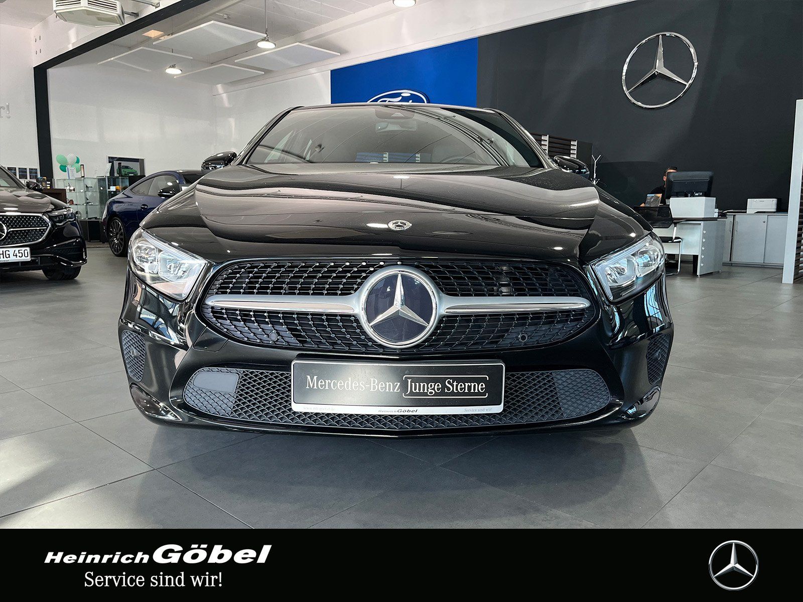 Fahrzeugabbildung Mercedes-Benz A 180 PROGRESSIVE+LED+NAVI+SHZ+CARPLAY