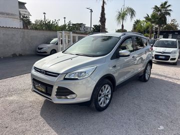 Ford Kuga - 1