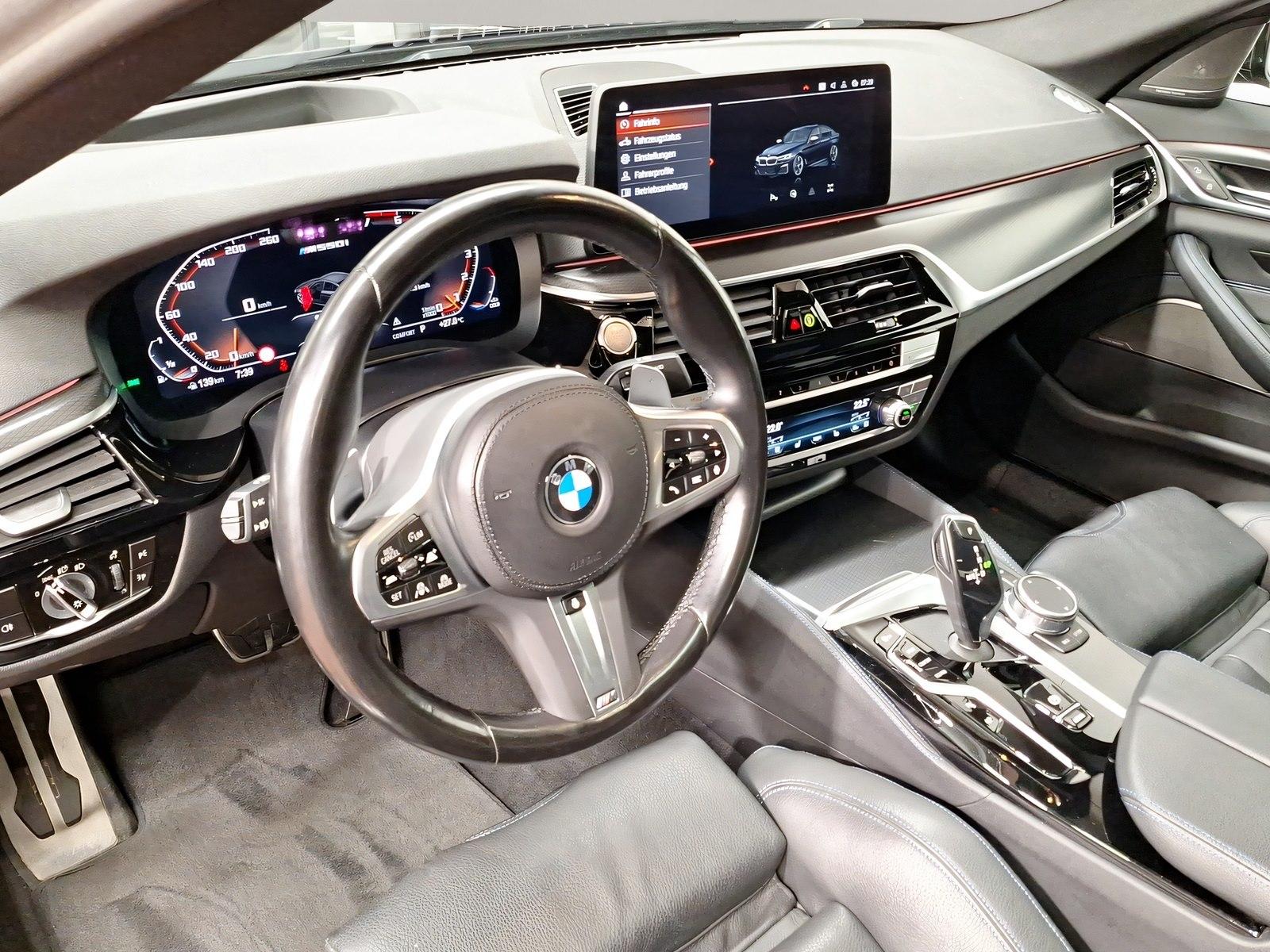BMW M550i xDrive Limousine M Sport Standheizung AHK