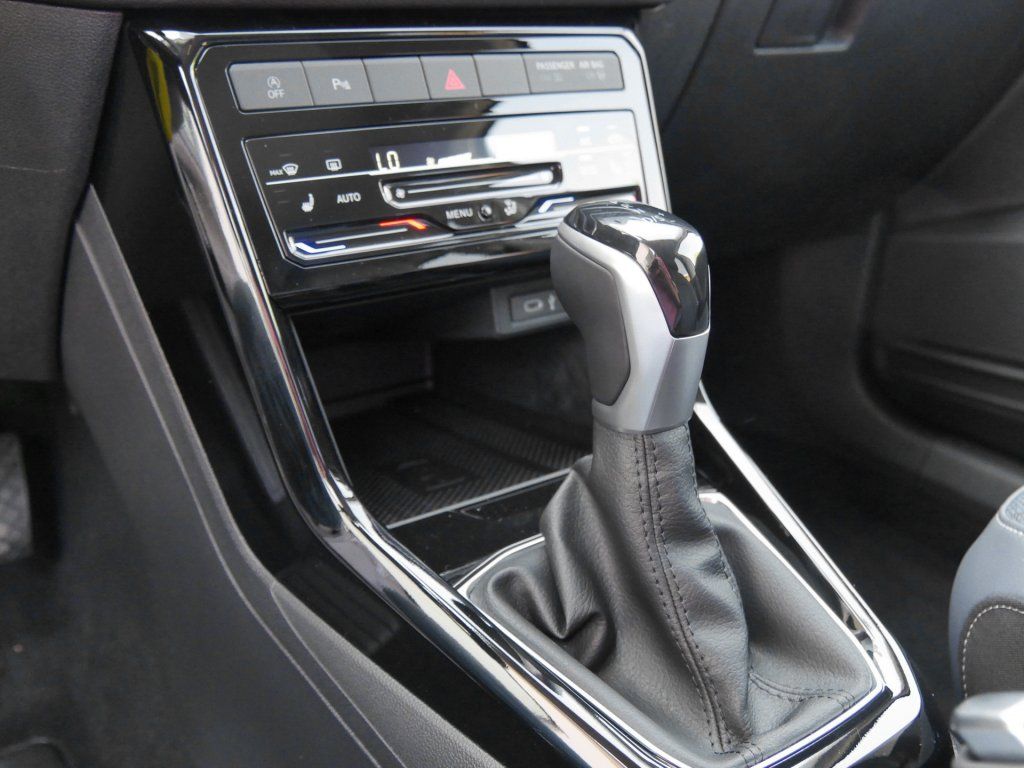 Fahrzeugabbildung Volkswagen T-Cross 1.0 TSI Style AHK Kamera ACC AppConnect