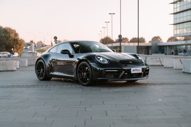 Porsche 911 Carrera 4S