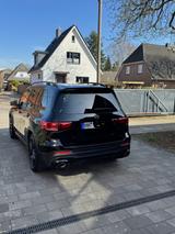 Mercedes-Benz Mercedes AMG GLB 35 / Panoramadach / Sthzg / AHK - Mercedes-Benz GLB 35 AMG: Automatik