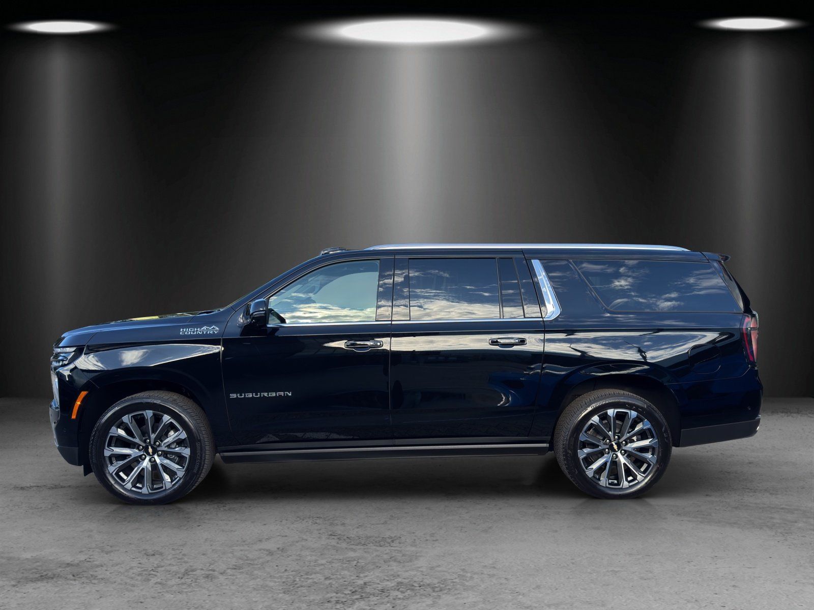 Fahrzeugabbildung Chevrolet Suburban High Country 6.2 MY25 PDC/TV/LED/AHK/