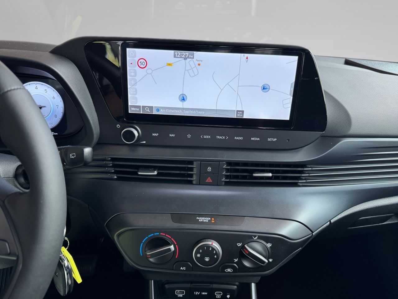 Fahrzeugabbildung Hyundai i20 TREND 2xKlima AUT DynLicht Kam. LM Navi PDC