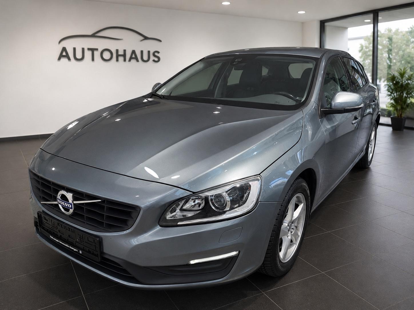 Volvo V60 Kombi Kinetic/AUTOMATIK/XENON/NAVI