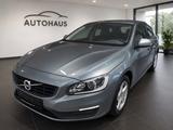 Volvo V60 Kombi Kinetic/AUTOMATIK/XENON/NAVI - Volvo V60 in Freiburg