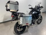 Triumph Tiger 900 GT Pro mit Koffern und Topcase - TRIUMPH TIGER 900 GT