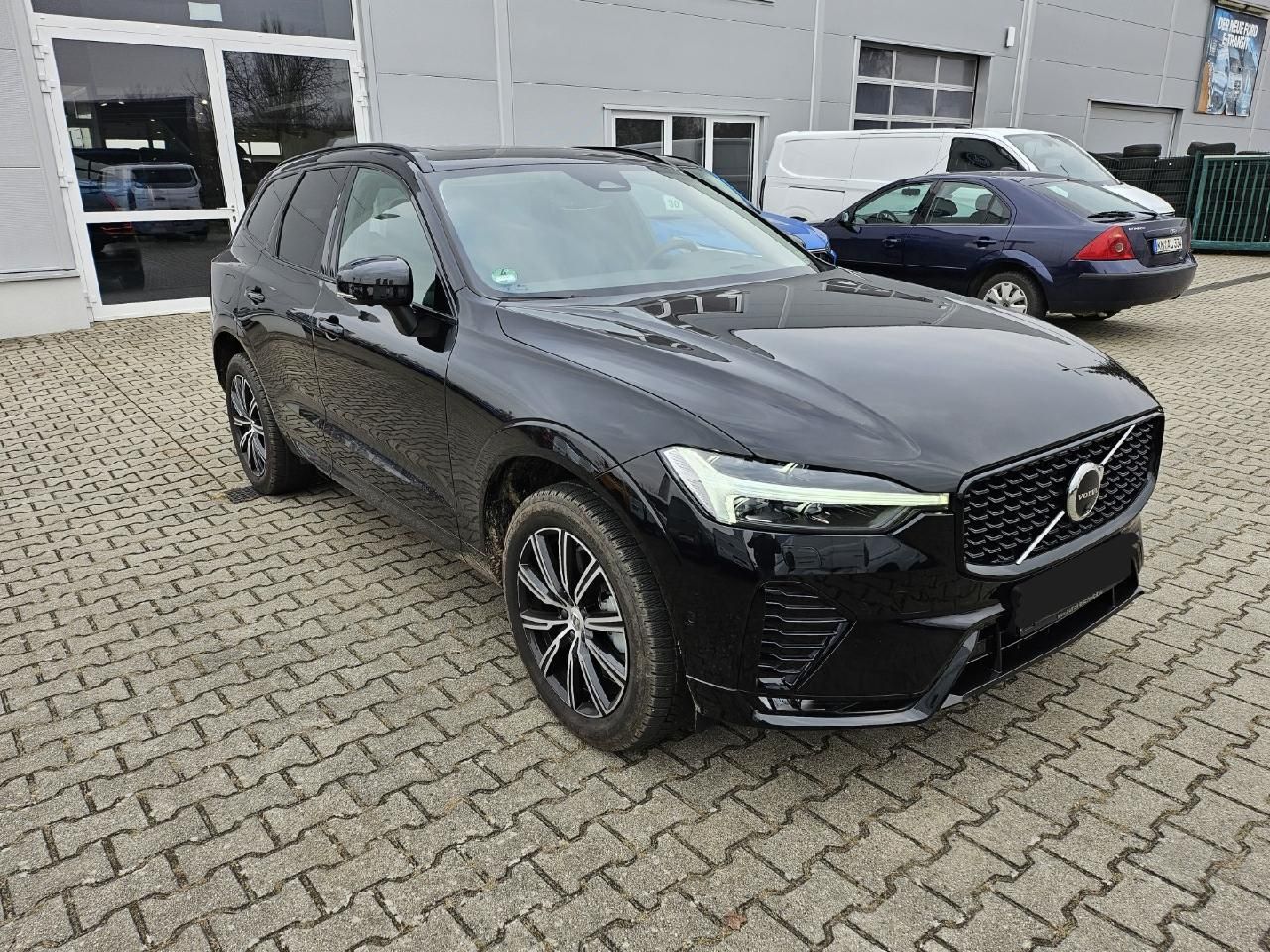 Fahrzeugabbildung Volvo XC60 Ultimate Dark AWD