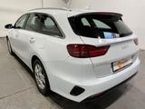 Kia Ceed_sw 1.6 CRDi MH Vision EU6d Navi SHZ Temp PD - Kia: Cee D Eu