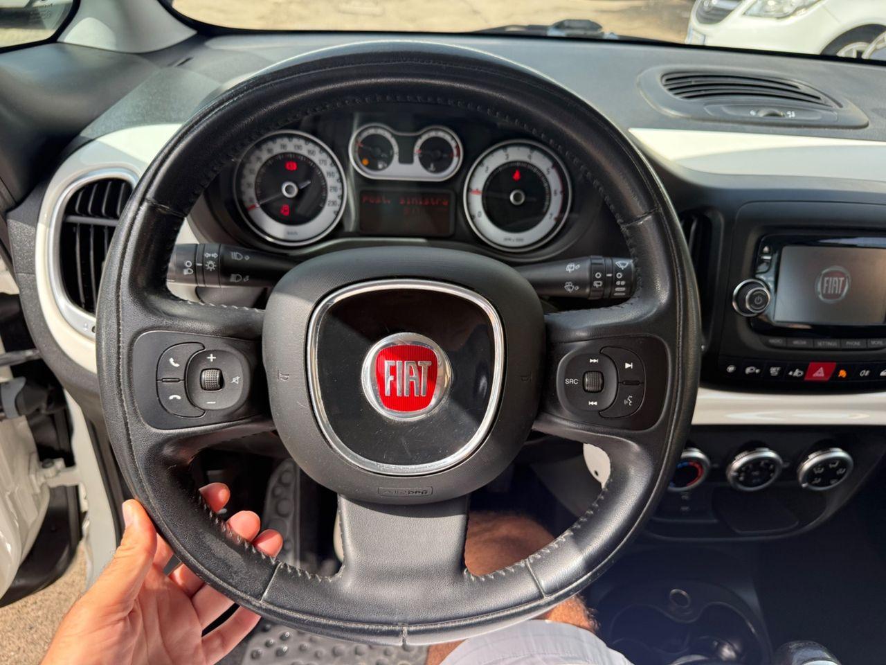 Fiat 500L 2015 — photo 14