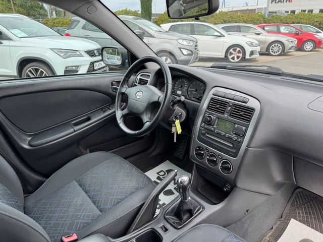 Toyota Avensis  1.8 Style