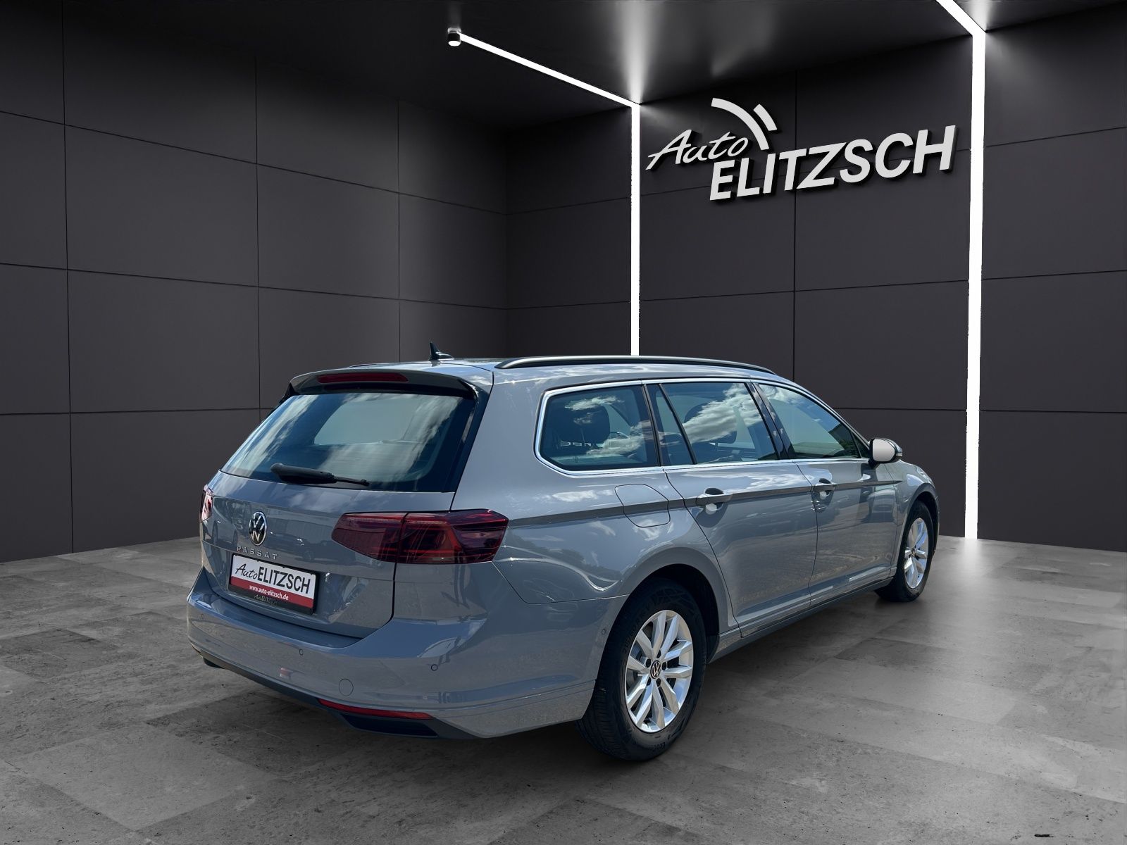 Fahrzeugabbildung Volkswagen Passat Variant TDI Business Matrix Navi ACC AID