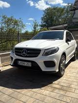 Mercedes-Benz GLE 350 d 4MATICAmg Line Unfallfrei! Top Zustand - Mercedes-Benz GLE-Klasse von privat