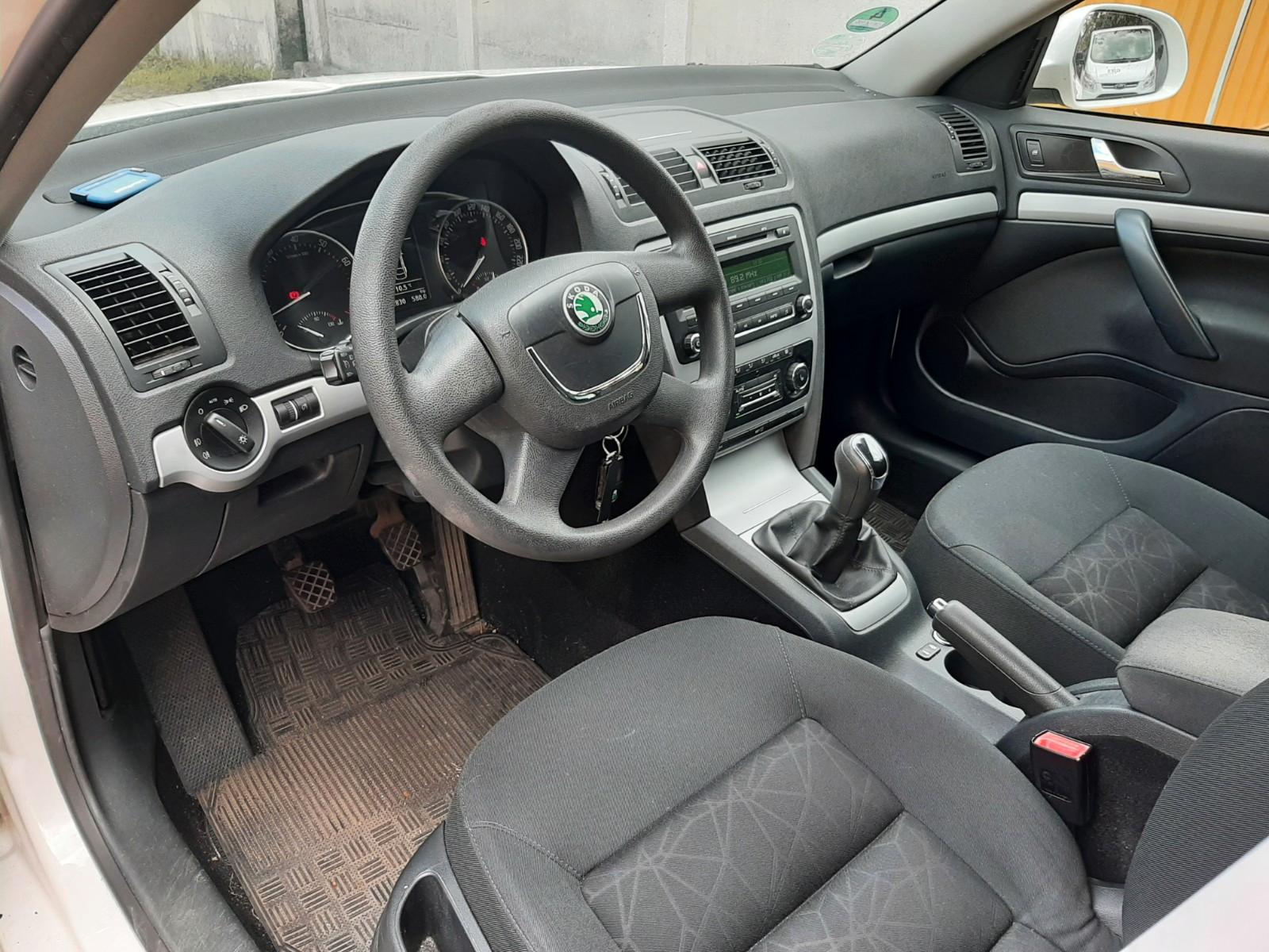 Skoda Octavia 2012 — photo 11