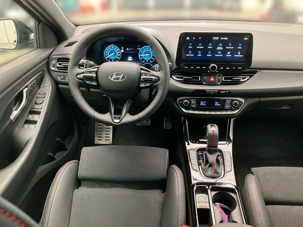 Fahrzeugabbildung Hyundai i30 Kombi 1.5 T-GDI 7-DCT N-Line Pano 2xKlima