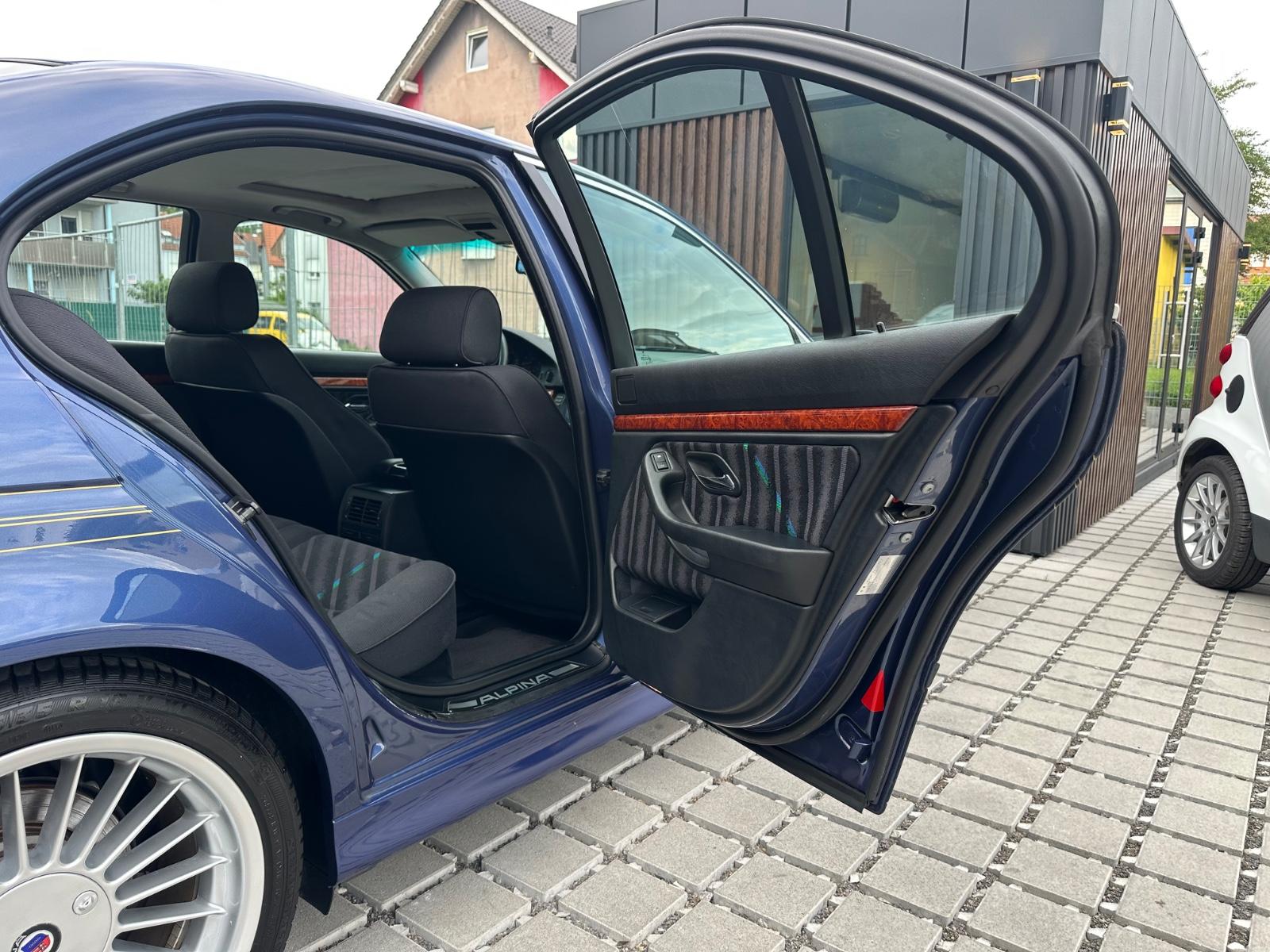 ALPINA B10 V8 4.6