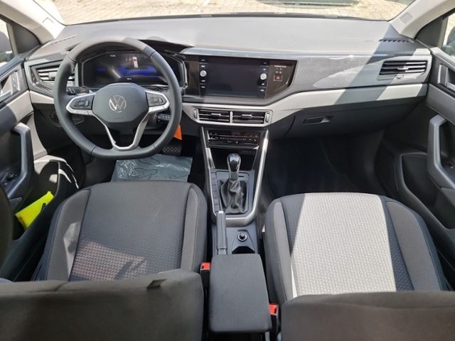Fahrzeugabbildung Volkswagen Polo 1,0 TSI LIFE IQ DRIVE NAVI APPCONNECT ACC S