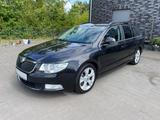 Skoda Superb Combi Ambition 4x4 - gebrauchte Skoda Superb aus dem Jahr 2011