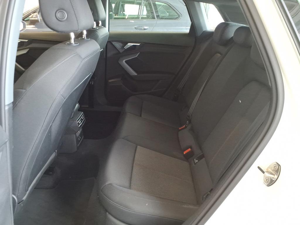 Audi A3 30 eTFSI S-Tronic CarPlay LED digiCockpit PDC, миниатюра 10