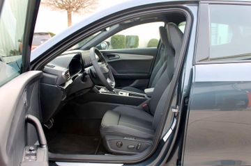 Fahrzeugabbildung CUPRA Formentor VZ eHYBRID DSG Pano AHK Topview ACC