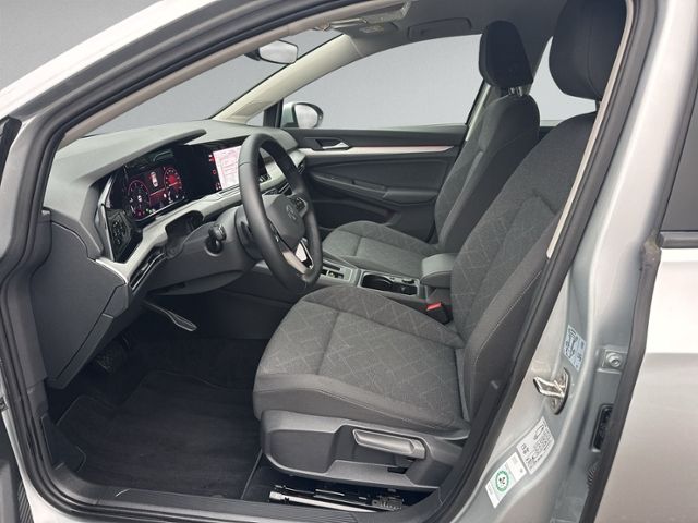 Golf VIII 2.0 TDI DSG LED+NAVI+ACC+EINPARKH+SHZ+