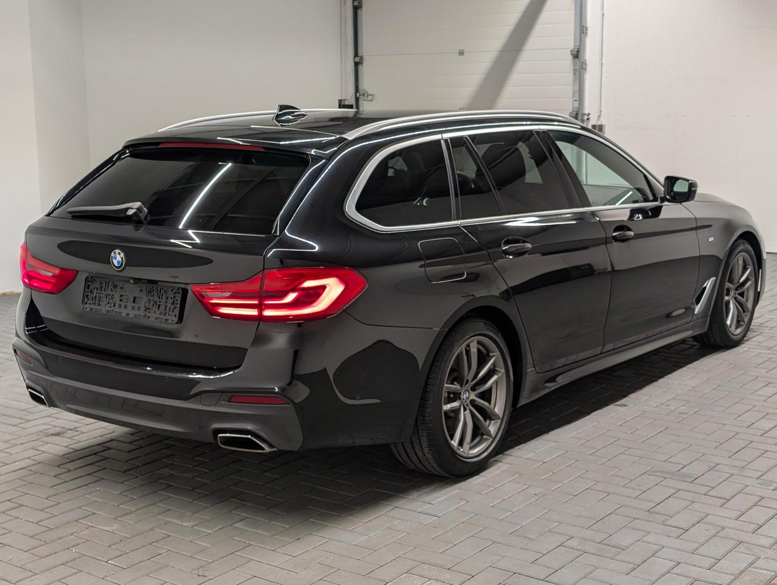 BMW 530d Touring M-Sport LED/AHK/Leder/360°Kam/HUD