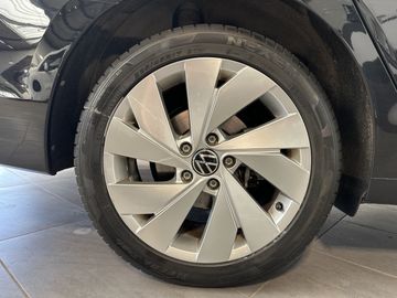 Volkswagen Golf - 3