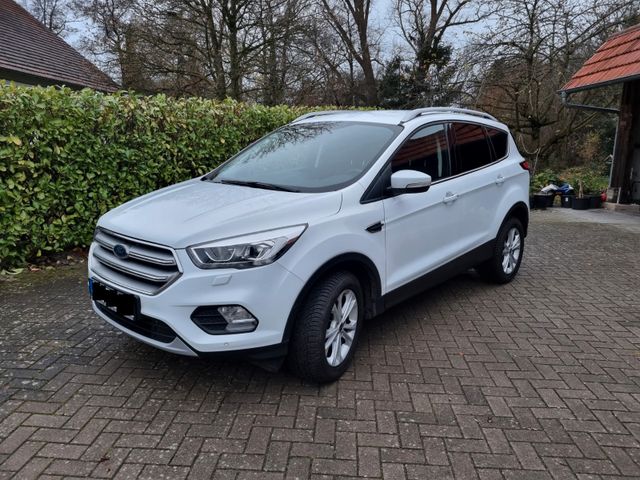 Ford Kuga 1,5 EcoBoost 4x2 110kW Titanium Titanium