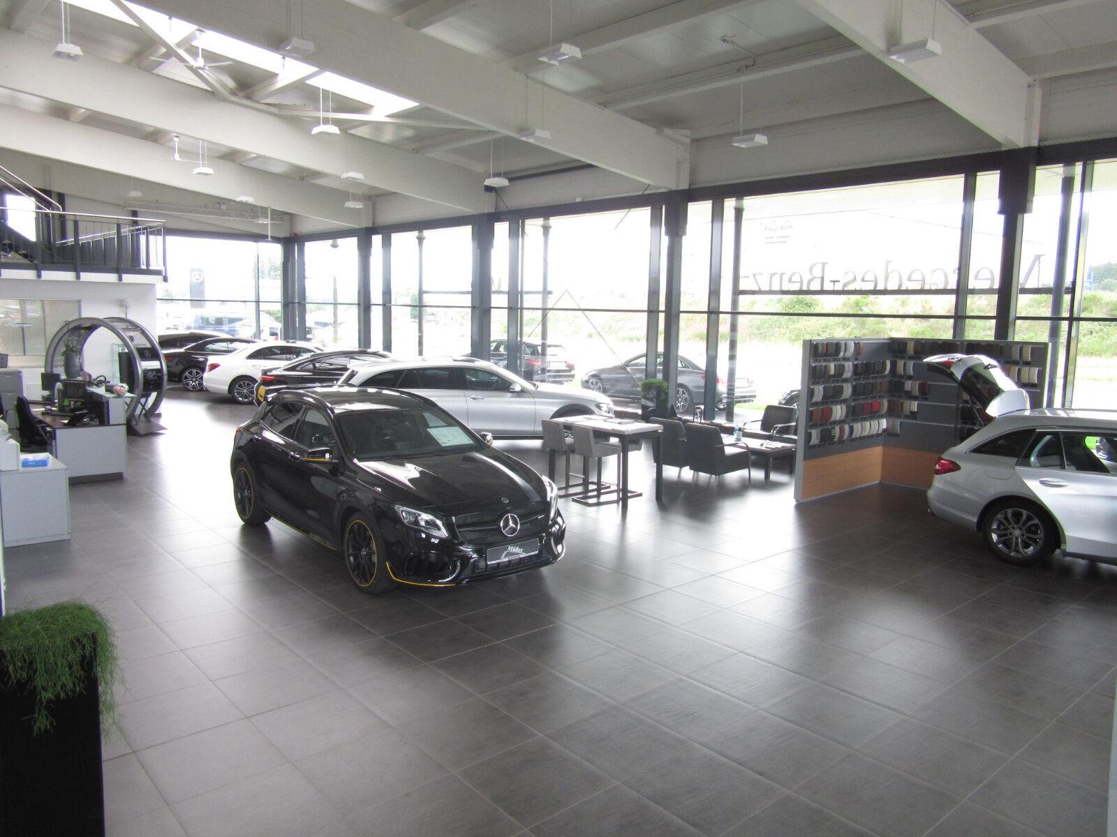 showroom-image-main