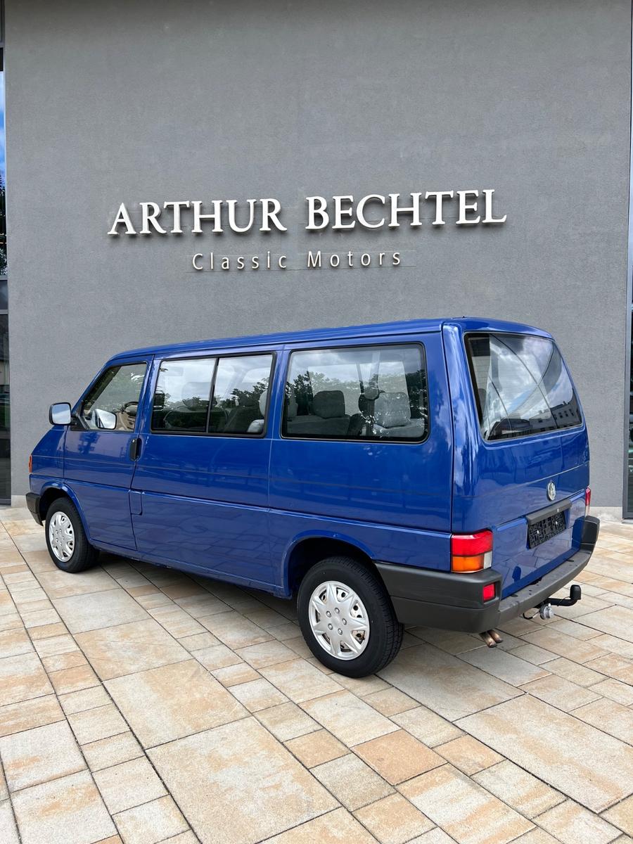 Volkswagen T4 Bus Oldtimer 