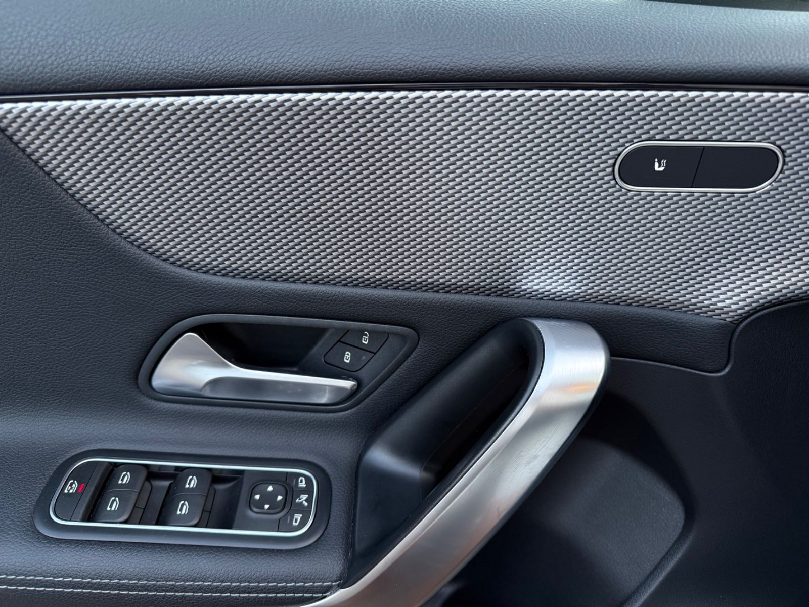 Fahrzeugabbildung Mercedes-Benz A 220 A -Klasse*LED*8Fach Alu*Sehr gepflegt