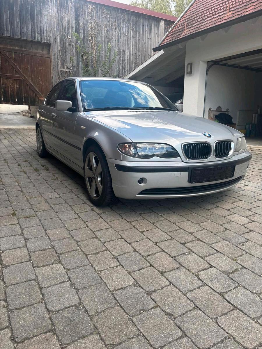 BMW 325