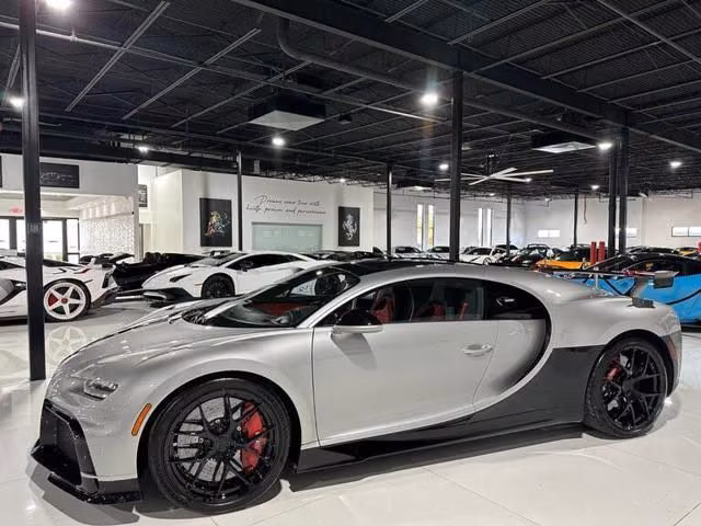Bugatti BUGATTI Chiron CHIRON PUR SPORT 8.0 W16 1500HP "