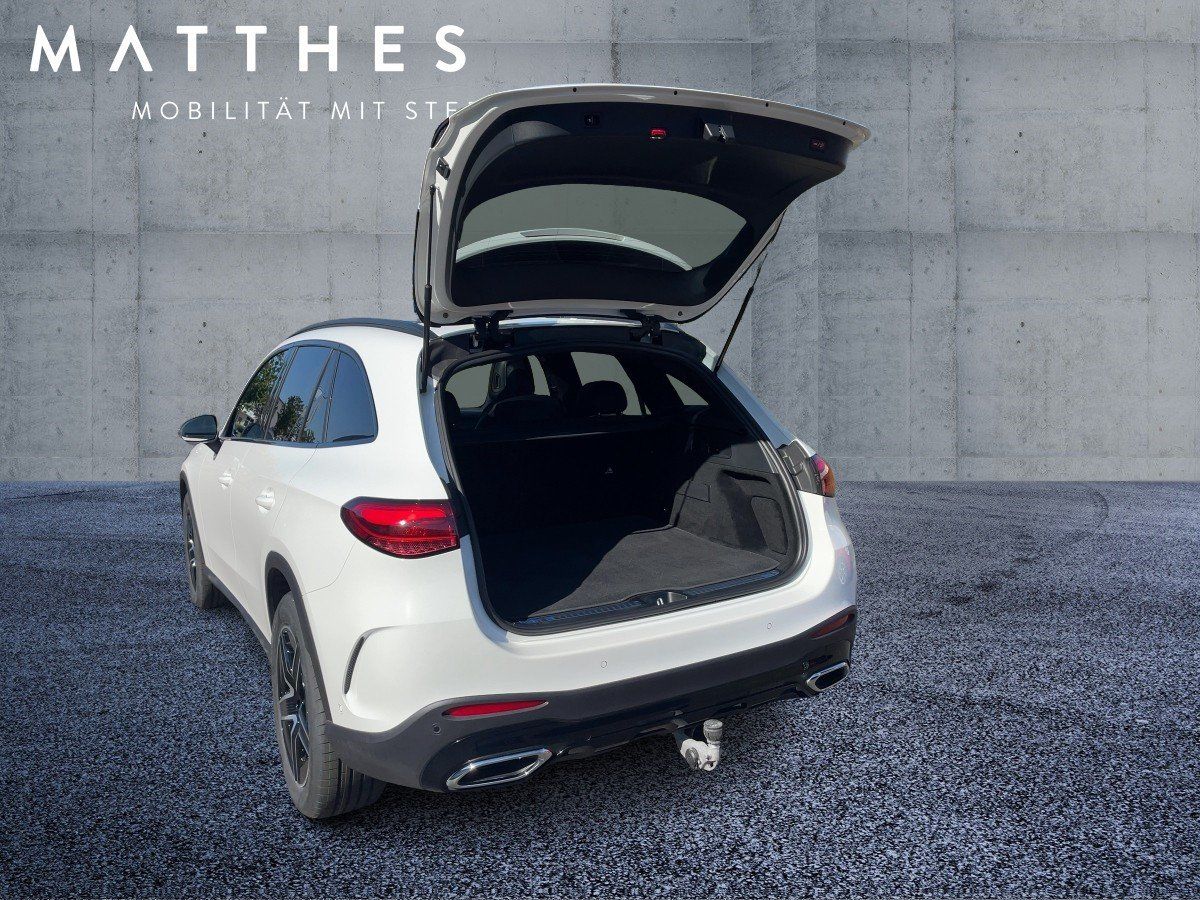 Fahrzeugabbildung Mercedes-Benz GLC 220 d 4M AMG/Night/Pano/Kamera/AHK