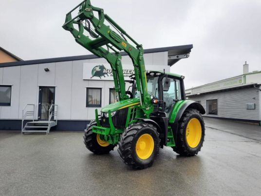 John Deere 6110M