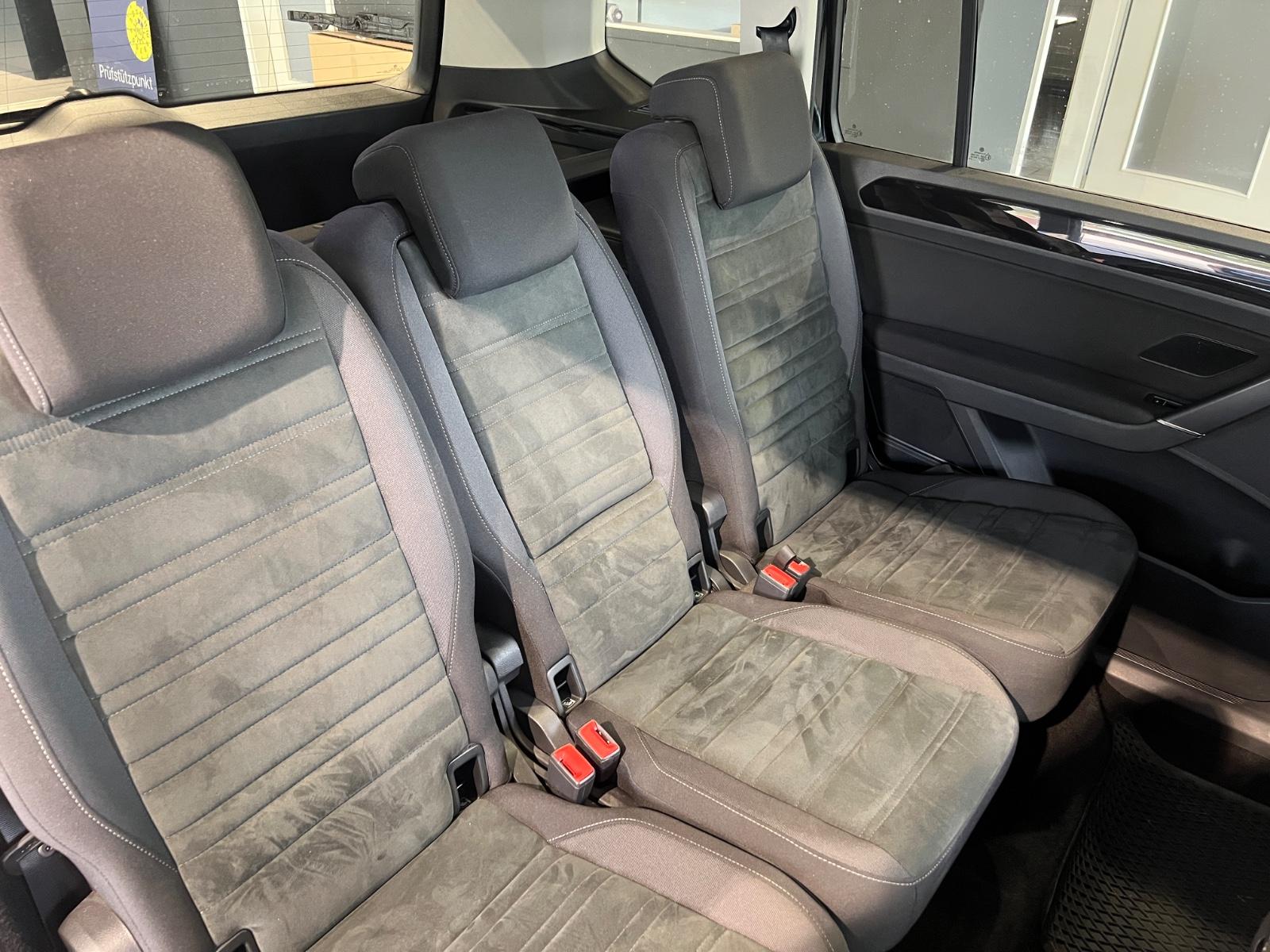 Volkswagen Touran Highline*ALCANTARA*PANO*AHK