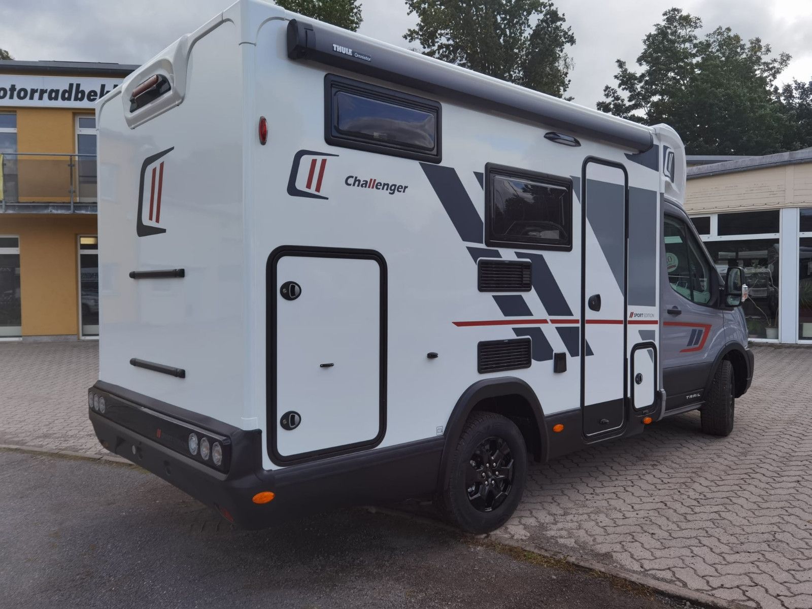 Fahrzeugabbildung Challenger S194 Sport Edition M26