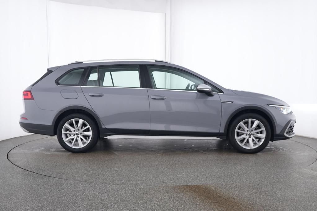 Volkswagen Golf VAR. Alltrack 4M 2.0 TDI DSG AHK*CAM*DIGITA