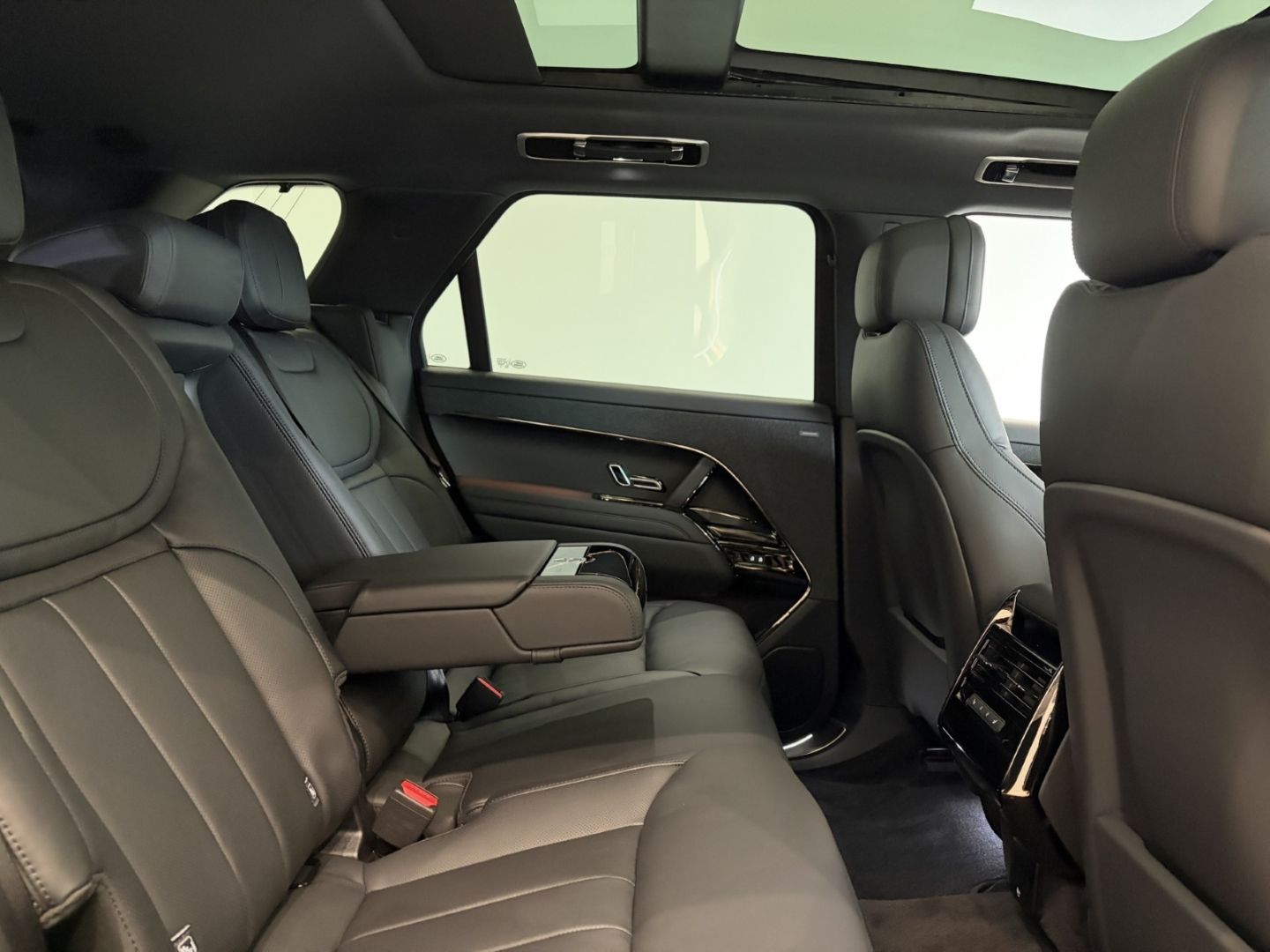Land Rover Range Rover Sport - Bild 5