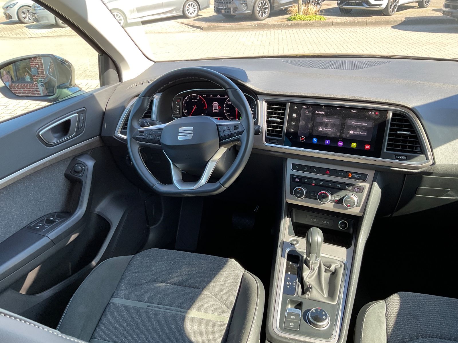 Fahrzeugabbildung SEAT Ateca 1.5 TSI Xperience DSG,LED,Kamera,Navi