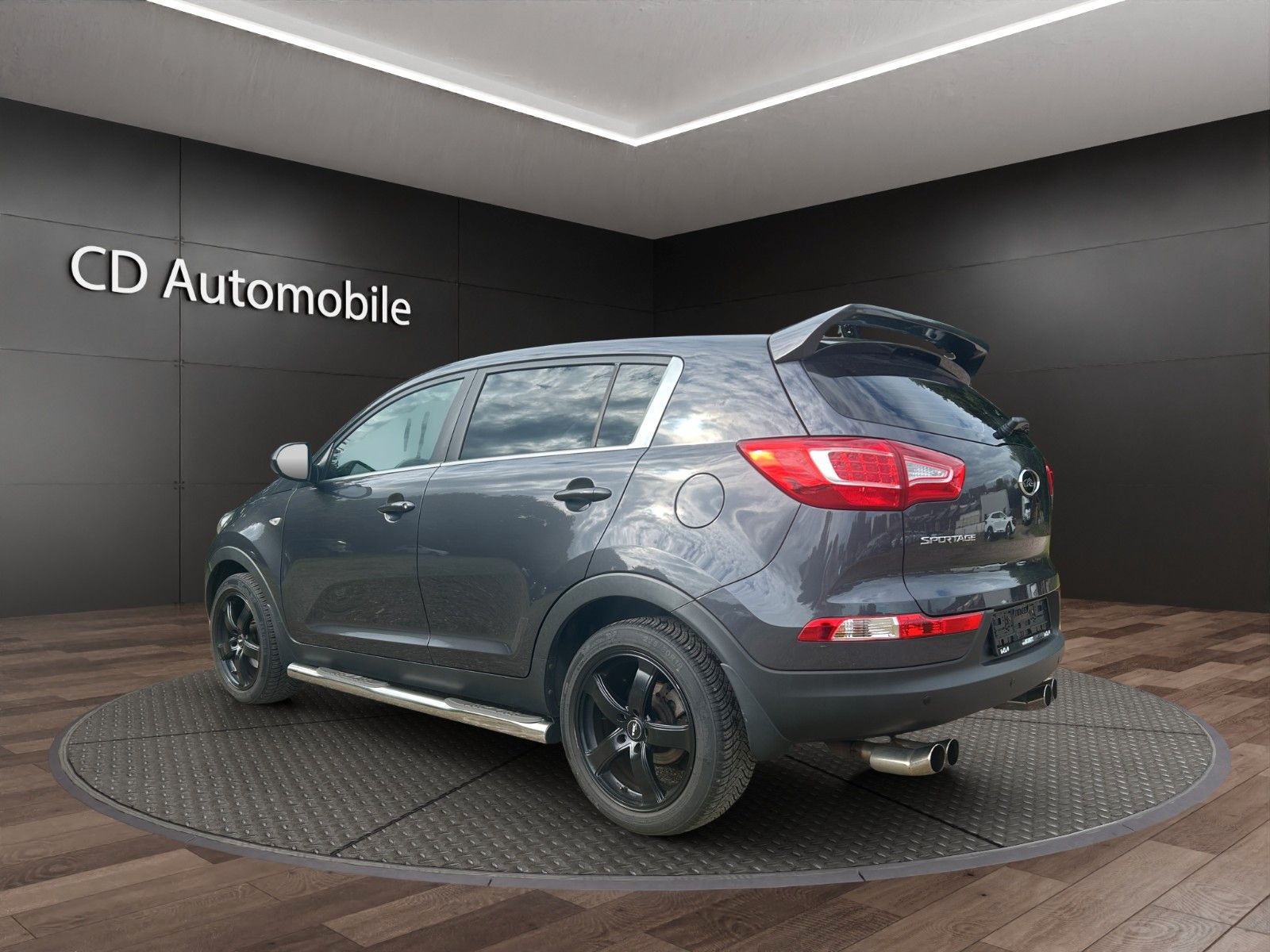 Fahrzeugabbildung Kia Sportage Vision 2WD Sport Paket / Klima/