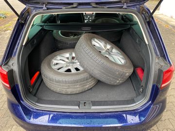 Volkswagen Passat Variant - 12