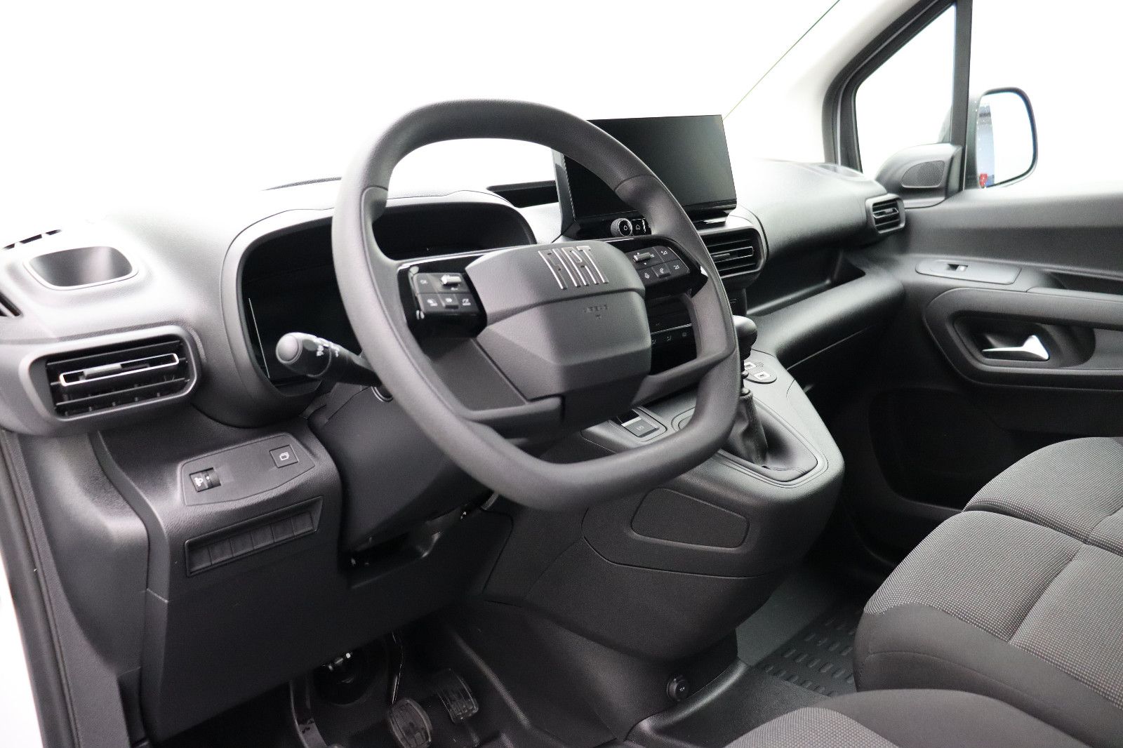 Fahrzeugabbildung Fiat Doblo Kastenwagen L2 1.5 BlueHDi 75 kW MT6