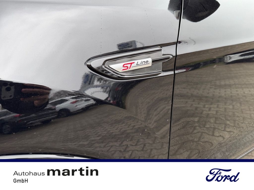 Fahrzeugabbildung Ford Kuga 1.5 ST-Line KAMERA XENON NAVI AHK FACEL.