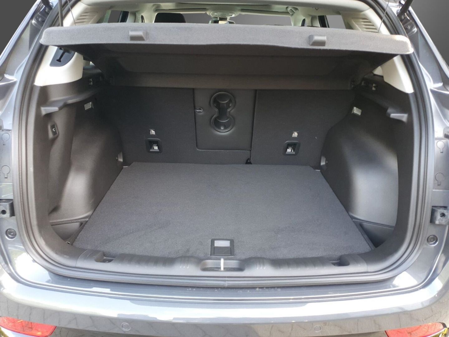 Fahrzeugabbildung Jeep Compass 1.5 MHEV ''Summit'' PANORAMADACH SOFORT